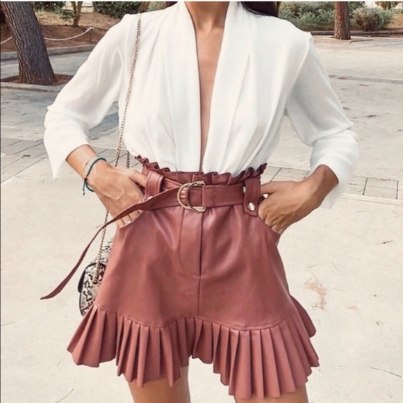ZARA FAUX LEATHER PLEATED SKIRT - Picture 3 of 7